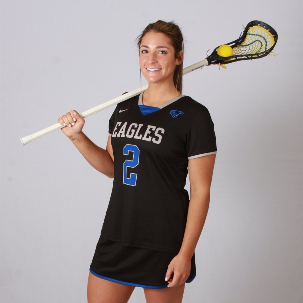 Meet your Posher, Gillian